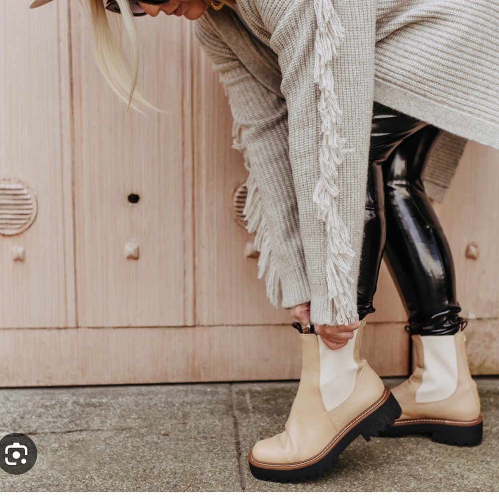 Sam Edelman Laguna Waterproof Chelsea Boot in Sesame